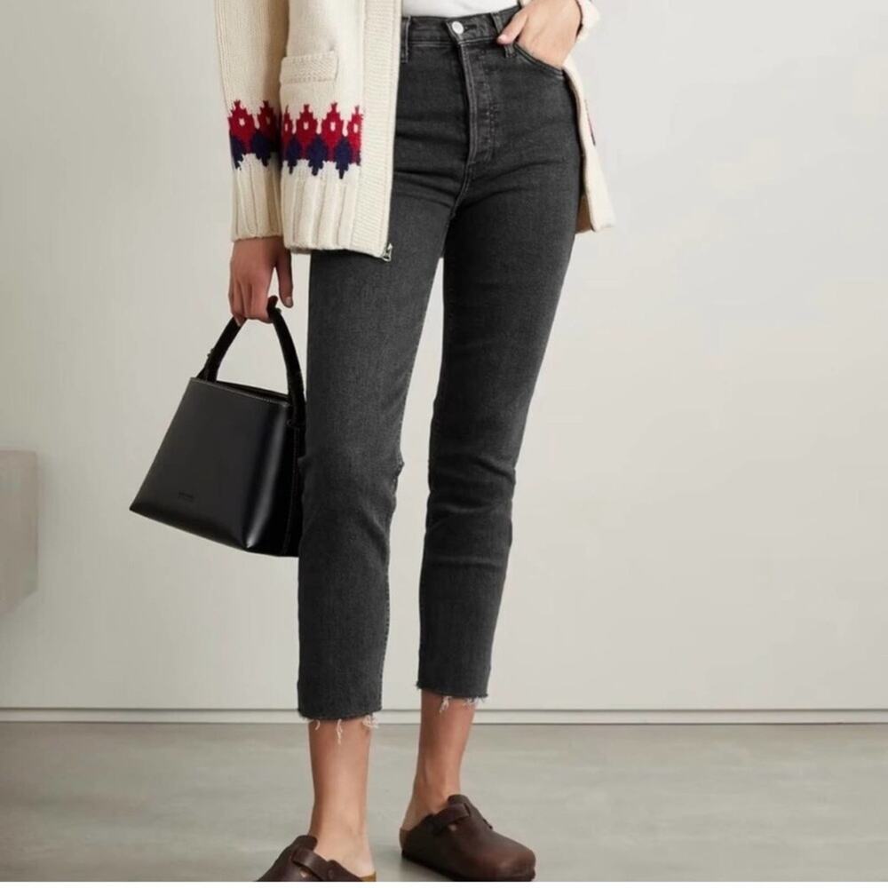 RE/DONE Originals 90s High Rise Ankle Crop in Black11